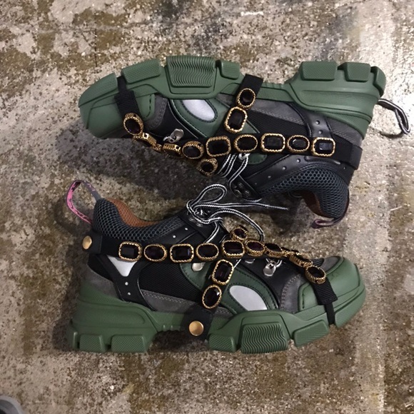 GUCCI Sega Size 9.5 US - Picture 2 of 2